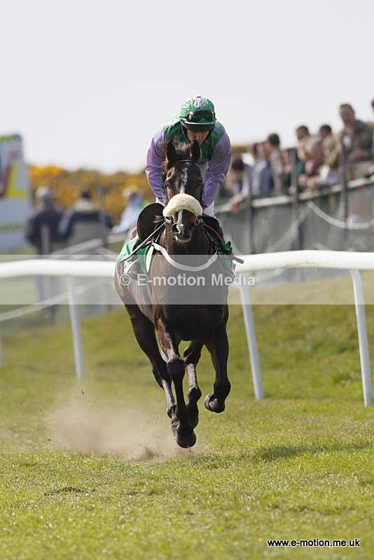  GRD 030510 123 - Guernsey Race Day 03/05/10