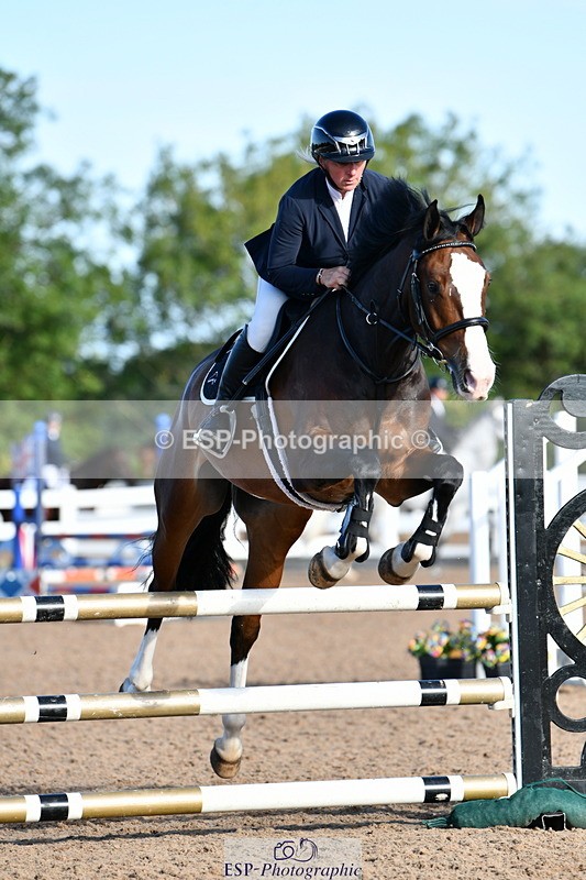 240913A-092642-02929 - Cls 20 Snr British Novice and 90cm Open