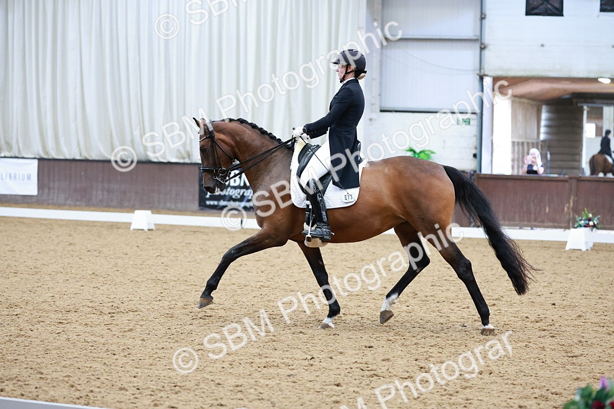 SBM_016161 - Class 5 - FEI INT II - 15.48-17.00