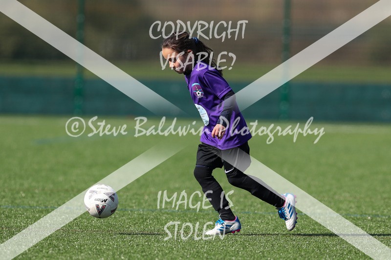 1DX20114 - 2026-03-21 FC Abbey Meads U9 Purple Girls V Stratton Juniors FC U9 Pheonix Girls