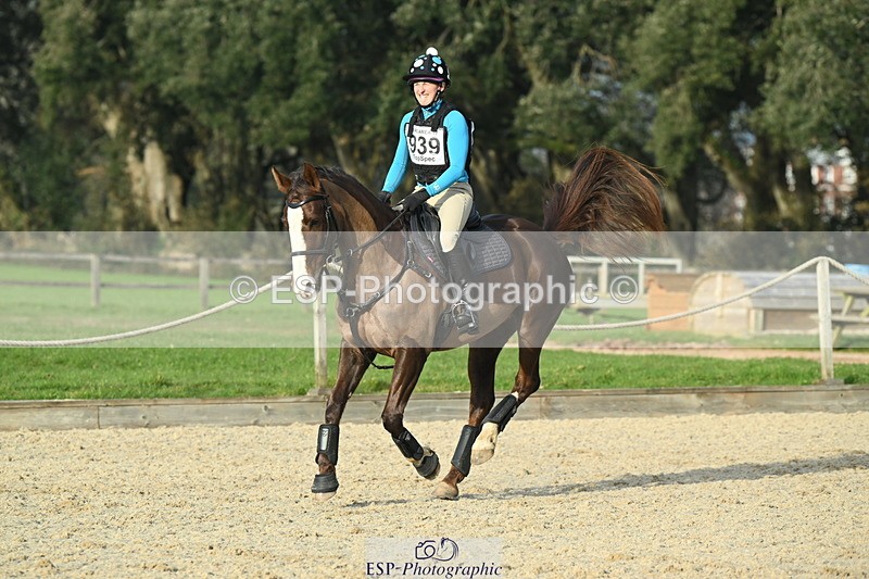 250309A-160458-02272 - Cls 03 90cm 15.05 to End