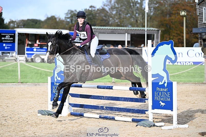 241117-132840-04178 - Cls 3 90-95cm 13.00 to 14.00