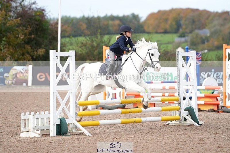 251026-110422-01871 - Cls 1+2 10yr and under 128cm and 70cm Open