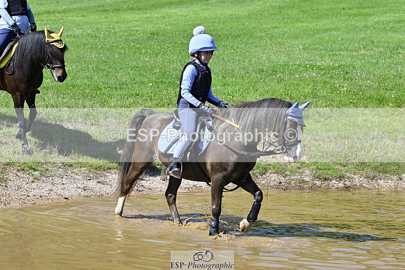 240728B-105851-00782 - Theo's Group XC