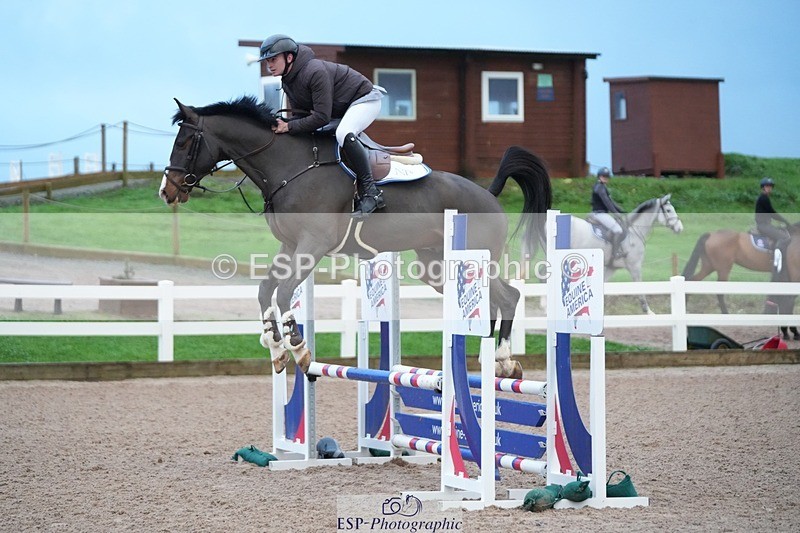 251107-090533-00028 - Cls 1 Clear Round