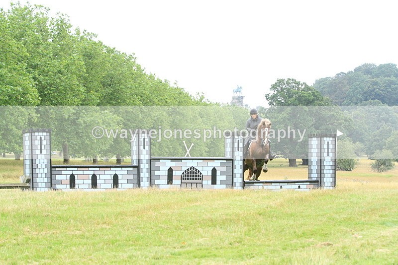 IMF_1447 - Time at Castle Jump 09:18 to 10:15