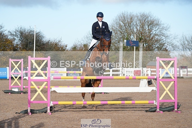 251108-103120-02174 - Cls 11 Snr 1.05m Open