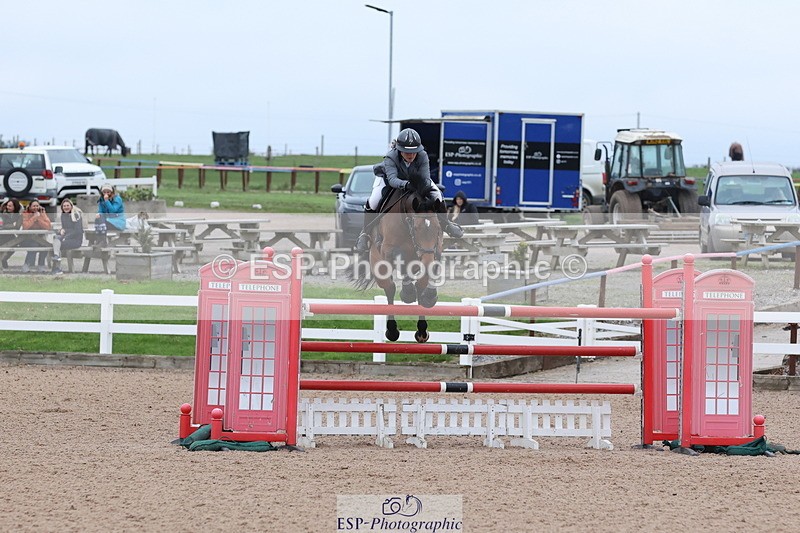 241101A-153426-03034 - FRI Cls 7 Blue Chip Grade B&C Jump Off