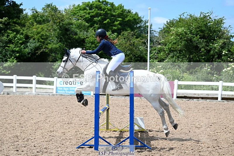 240609A-120024-04388 - Cls 23 Pony Intro 70cm