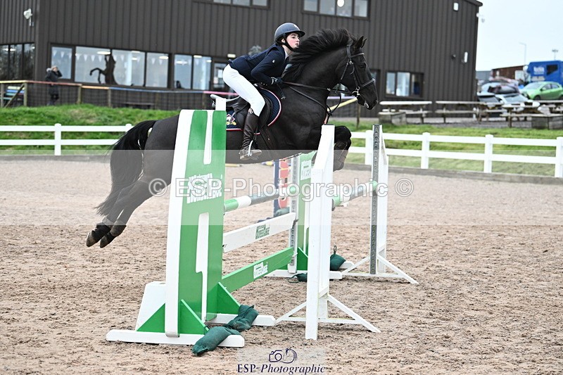 231118A-135702-03212 - Cls 9 Foxhunter & 1.10m Open