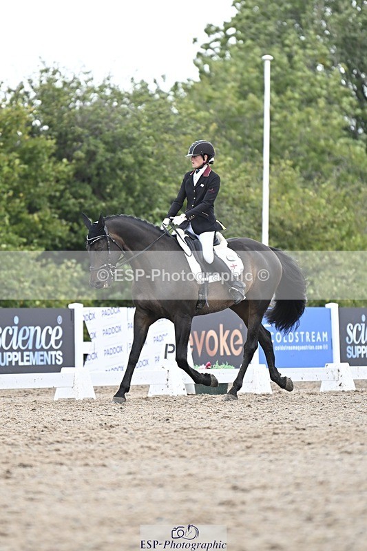 250907-140532-08627 - 100-Adele.RonchettiFamily.Affair