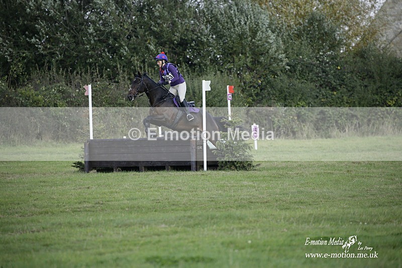  WWHT 171021 3535 - Intermediate Pairs (0.90m)  17/10/21