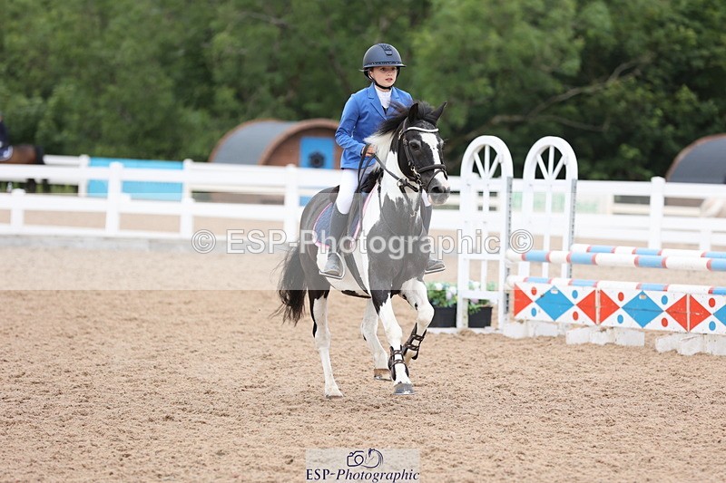 240630A-180645-16301 - Cls 28 Stepping Stones 128cm + 138cm