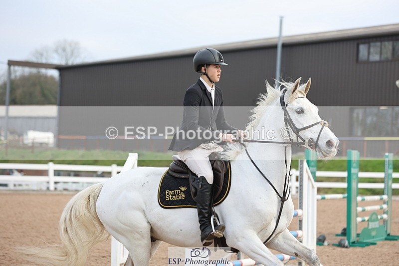 241101A-084201-00358 - FRI Cls 2 British Novice and 90cm Open