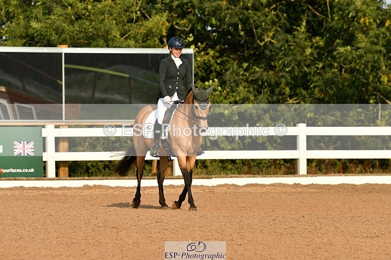 250817-090628-06744 - 065-Nicky.TurriffMyshall.Robby