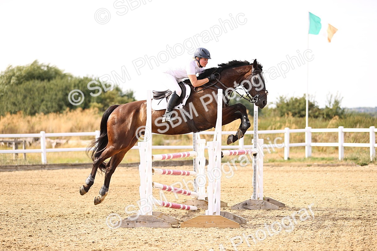 SBM_001719 - Class 6 - Senior Newcomers 1.10m