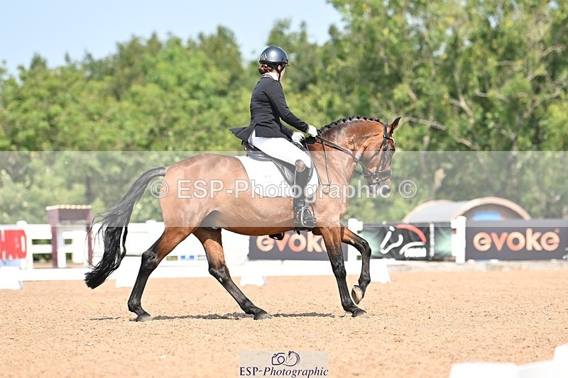 250816-122652-04251 - 105-Danielle.ThackrayTrevoulter.Mega.Mix.Two