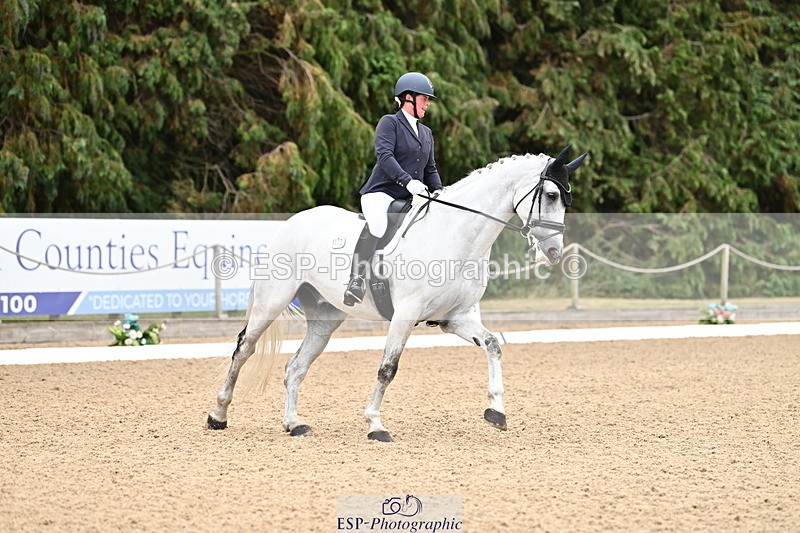 250808A-102511-00307 - 013-Stacey.Blunn-Diamond.Bobby