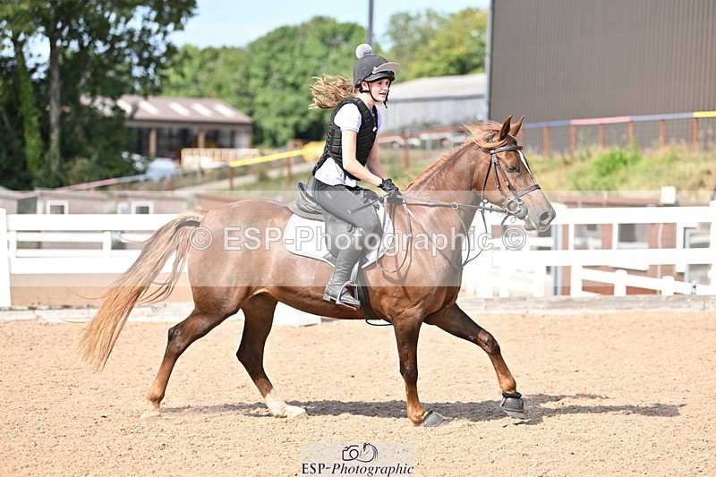 250821B-154748-00618 - Group B - Danielle