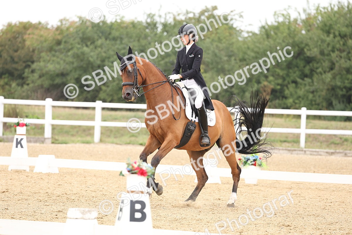 SBM_008076 - Class 10 - FEI INT I - 16.10-16.50