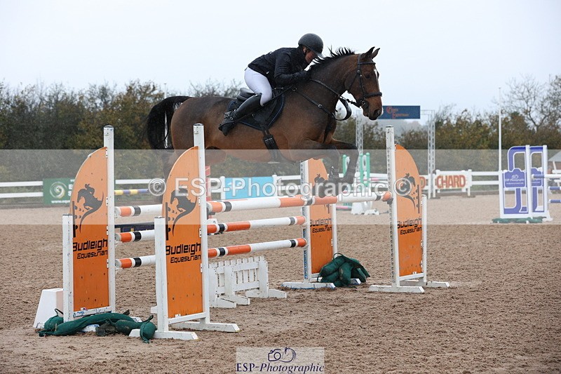 231112A-132719-04475 - Cls 20 Newcomers & 1.10m Open