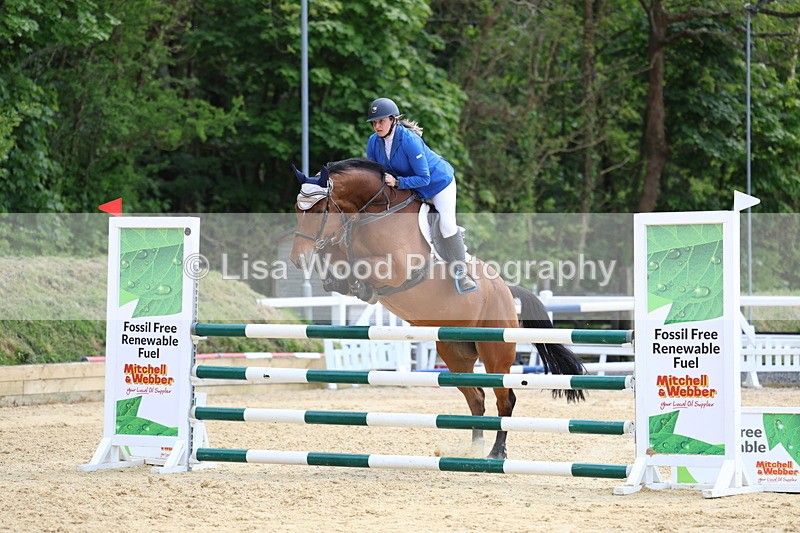 3E7A7329 - Class 7: Senior Newcomers/1.10m open