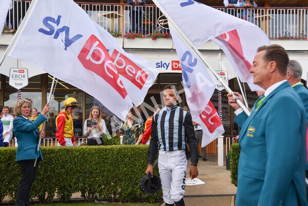 yr20082022r4-36 - Race 4 3.35pm Sky Bet Ebor