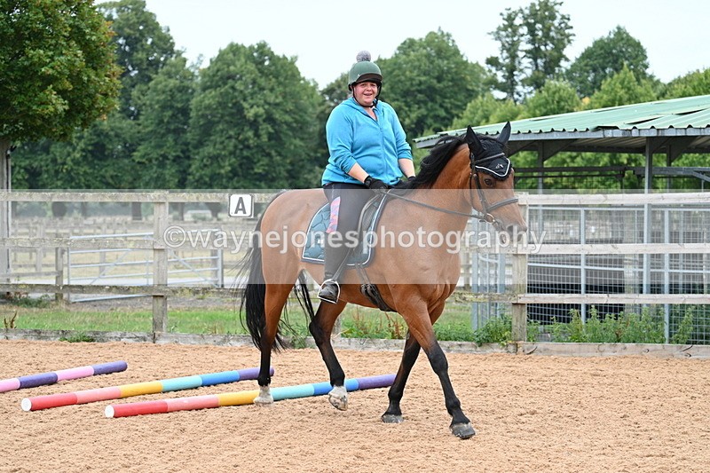 WJ7_8246 - Poles 11:00am