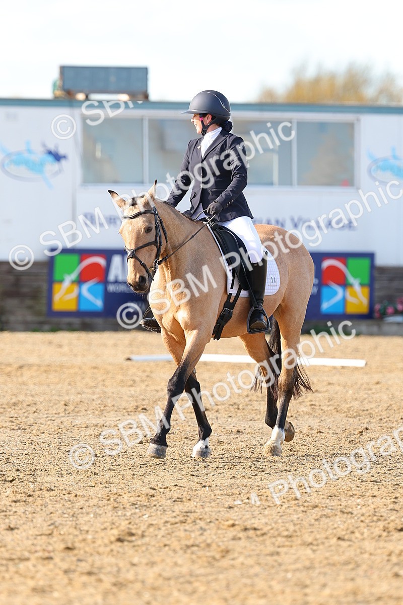 SBM_001098 - Novice 5