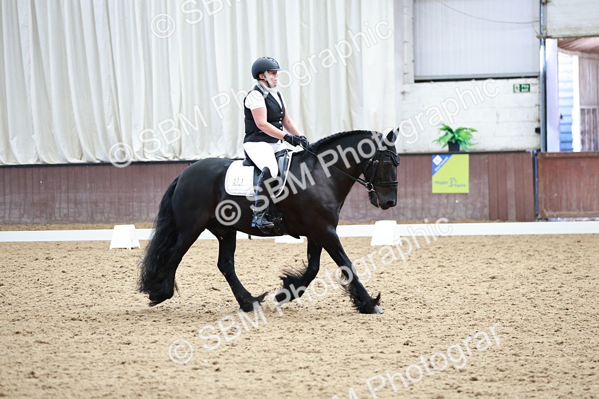 SBM_005211 - Class 14 - Novice FSM - 12.17-13,21