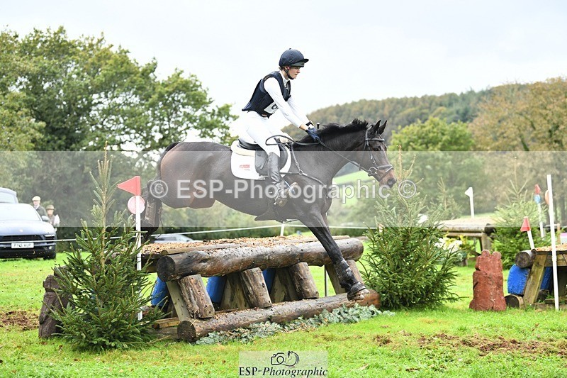 231021-115052-15323 - 645-COOLEY.CORPELLO-Francesca.Swallow-SC+XC