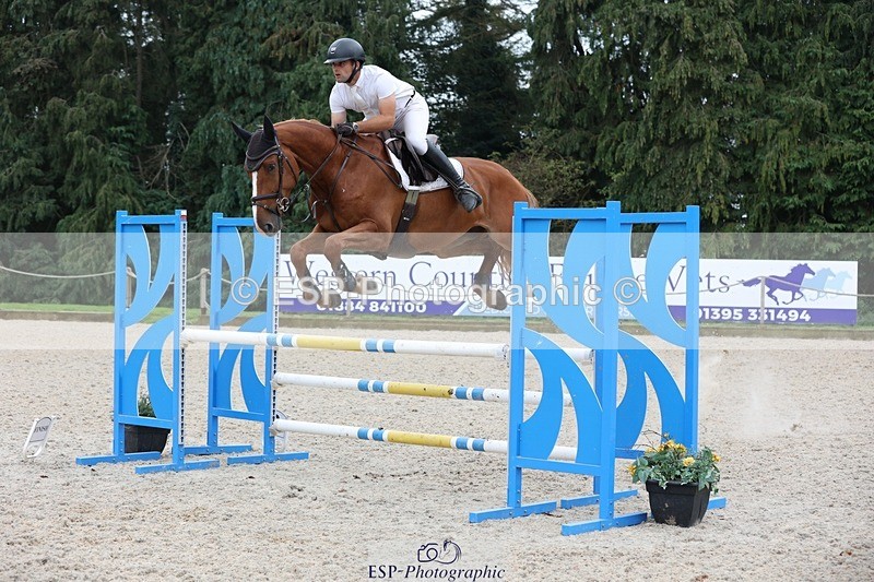 230908-170203-03096 - Cls 9 Snr Newcomers & 1.10m Open