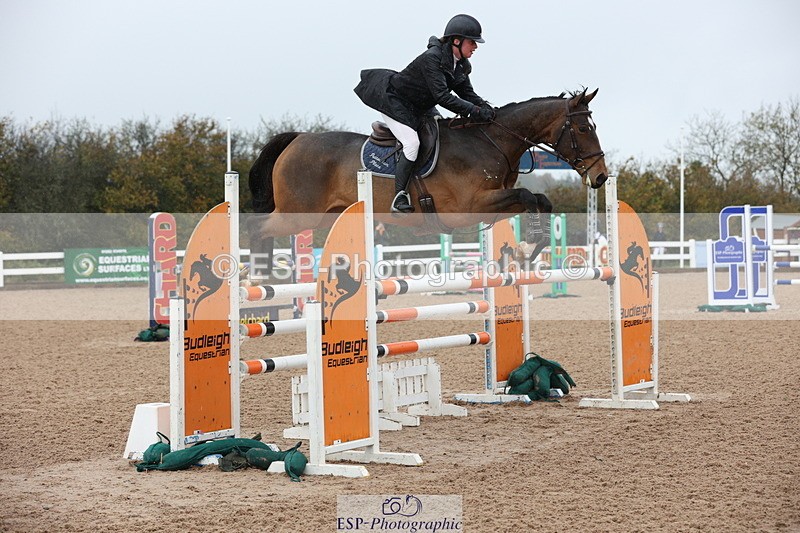 231112A-131418-04347 - Cls 20 Newcomers & 1.10m Open