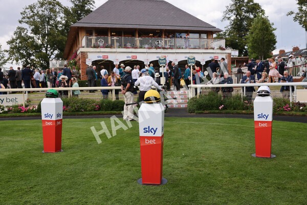 yr20082022r4-1 - Race 4 3.35pm Sky Bet Ebor