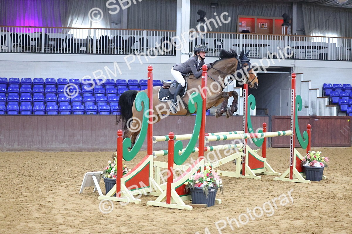 SBM_008487_Class 21 - Senior Discovery - 100m - Cart - Chloe