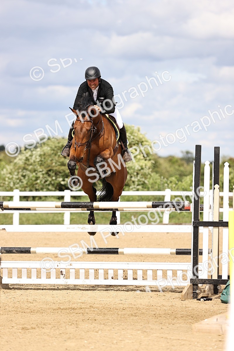 SBM_003509 - Class 13 - Senior Foxhunter - 1.20m