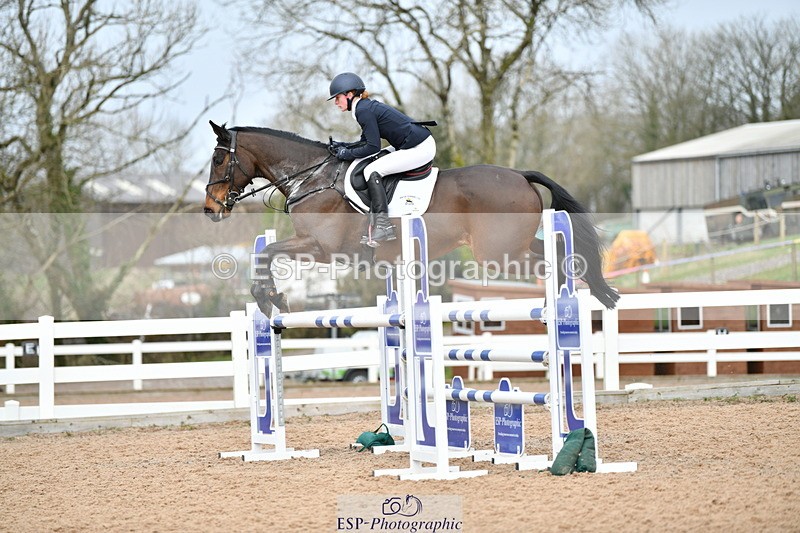 240124A-122742-00460 - Cls 3 Newcomers & 1.10m Open