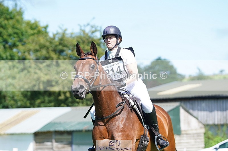 240811A-140256-04160 - 214-