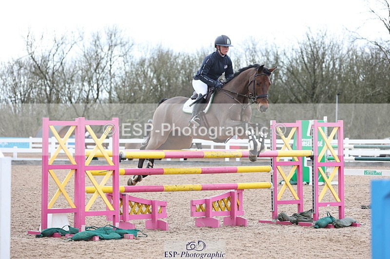 240223A-132017-01478 - Cls 5 Newcomers and 1.10m Open