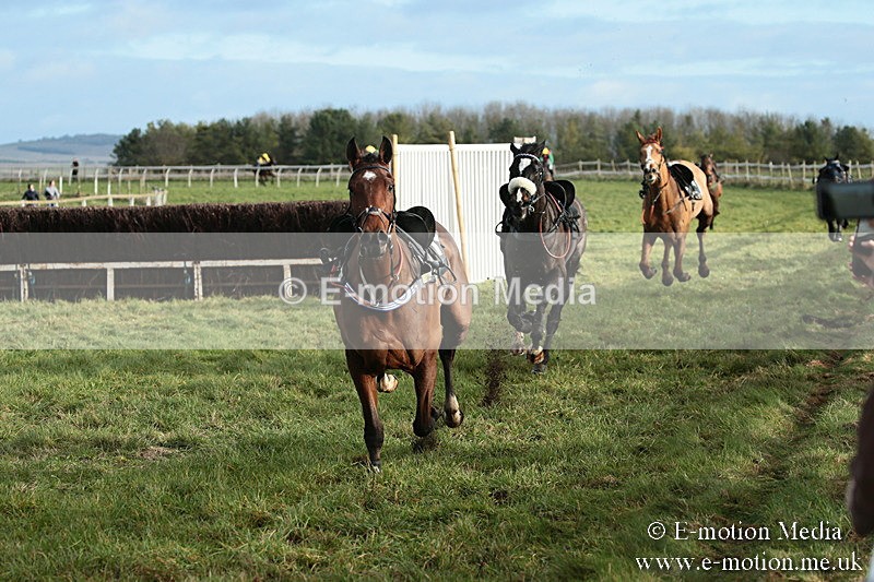 PtP 021218-22 - Hursely Hambledon Hunt Point-to-Point - Larkhill 02/12/18