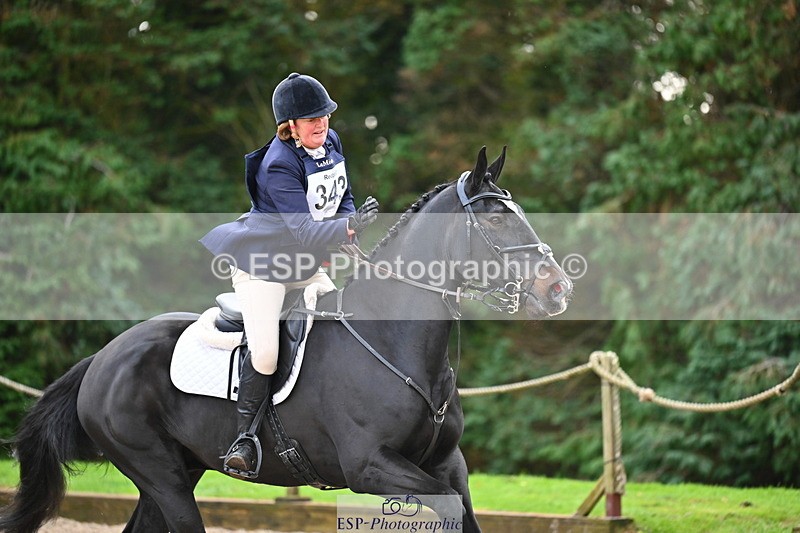 251026A-104201-23697 - D-343-Georgina.Owen