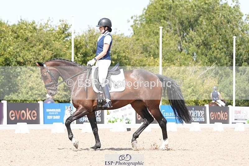 250817-125840-09527 - 052-Marcela.PomphreyLinkeltje.DE.J