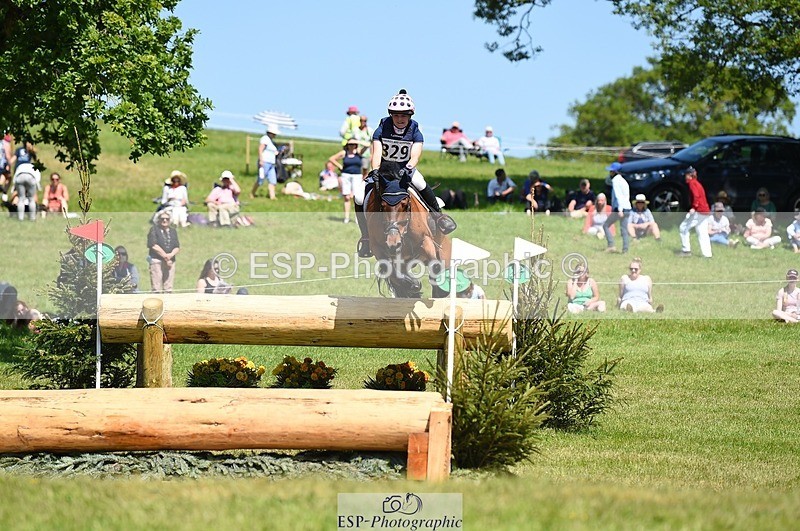 230527-143222-10117 - 329-VINTAGE_GRAFFITI-Alice_Hallows-XC