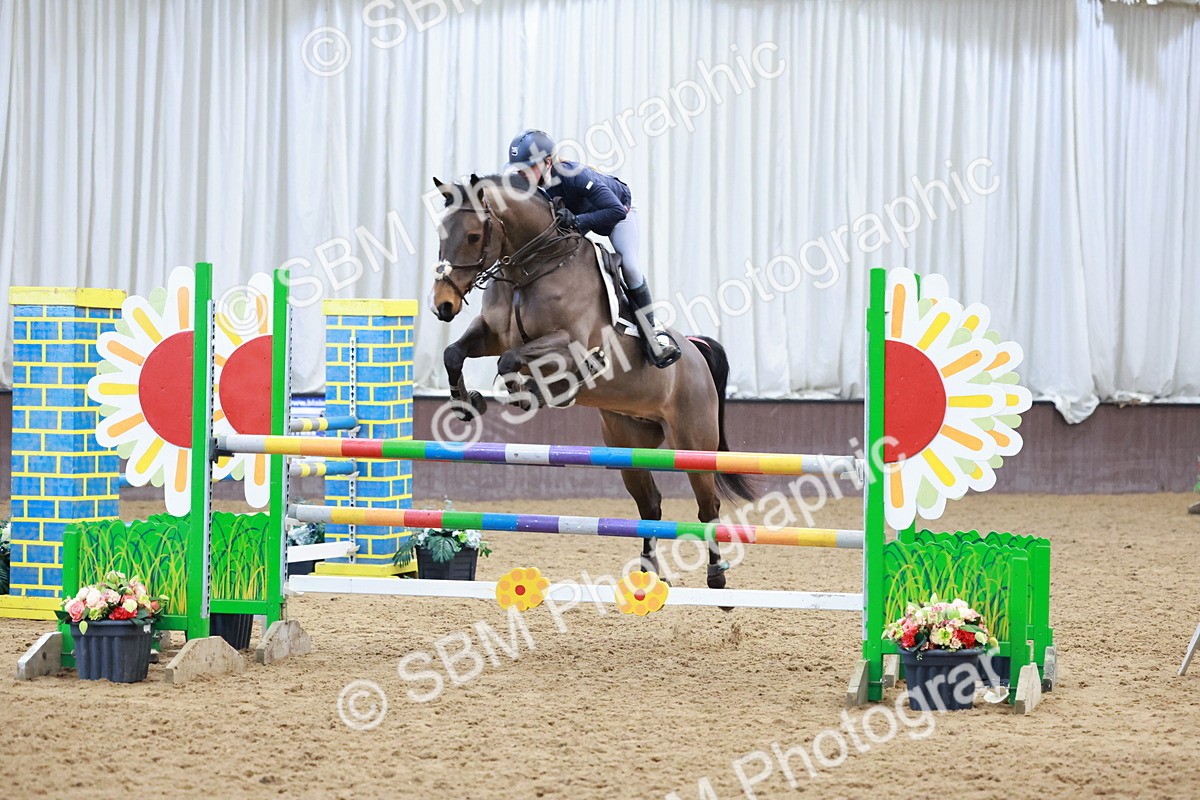 SBM_003912 - Class 11 - Senior Newcomers/ 1.10m Open