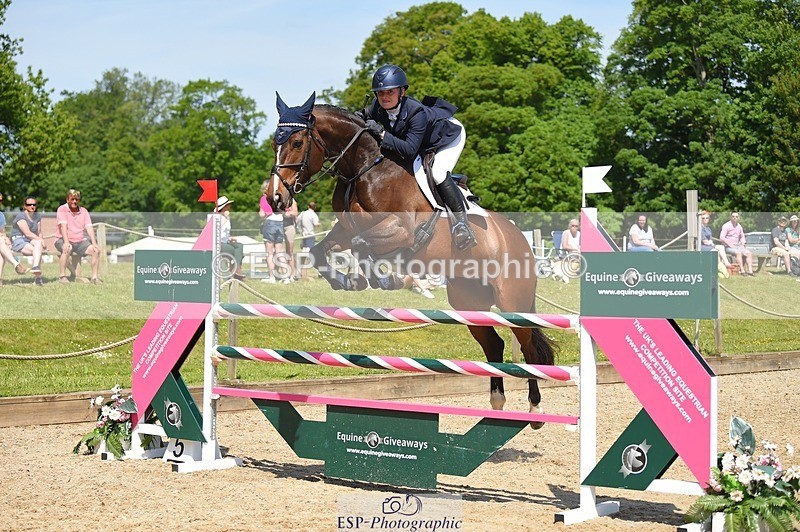 230528-112558-15206 - 379-QUIZICAL_Z-Alice_Hallows-SUNTrotUp+SJ