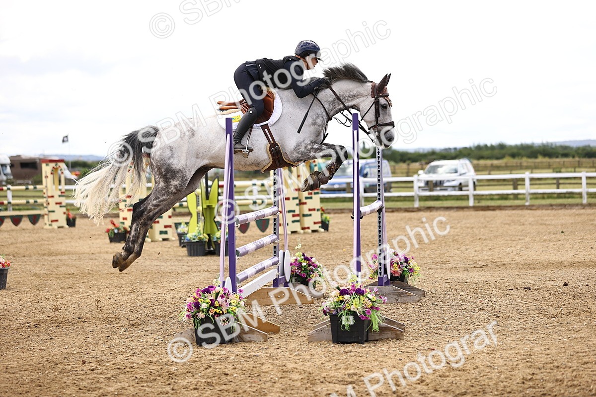 SBM_003472 - Class 22 - Senior Foxhunter 1.20m
