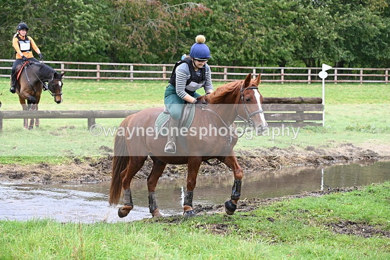 WJ6_6021 - Time at Photographer 12:41 to 13:05