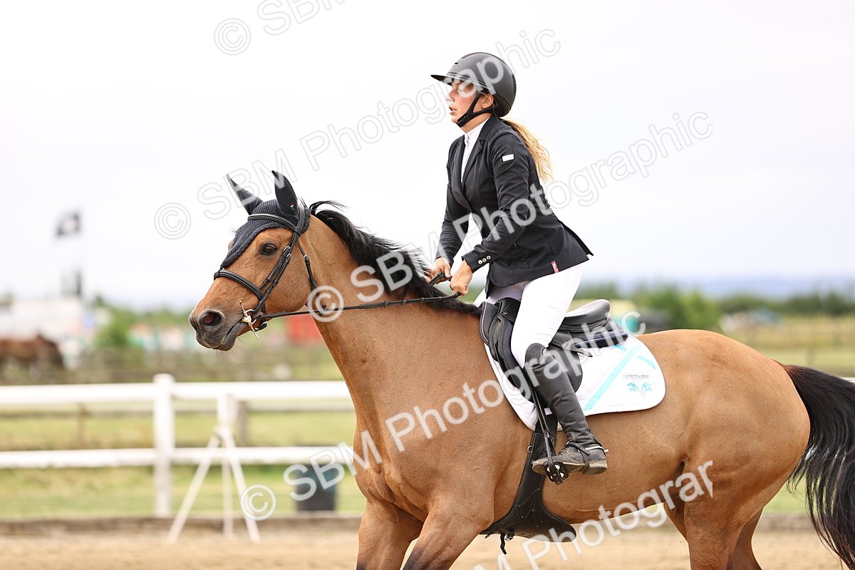 SBM_003189 - Class 21 - Senior Newcomers - 1.10m
