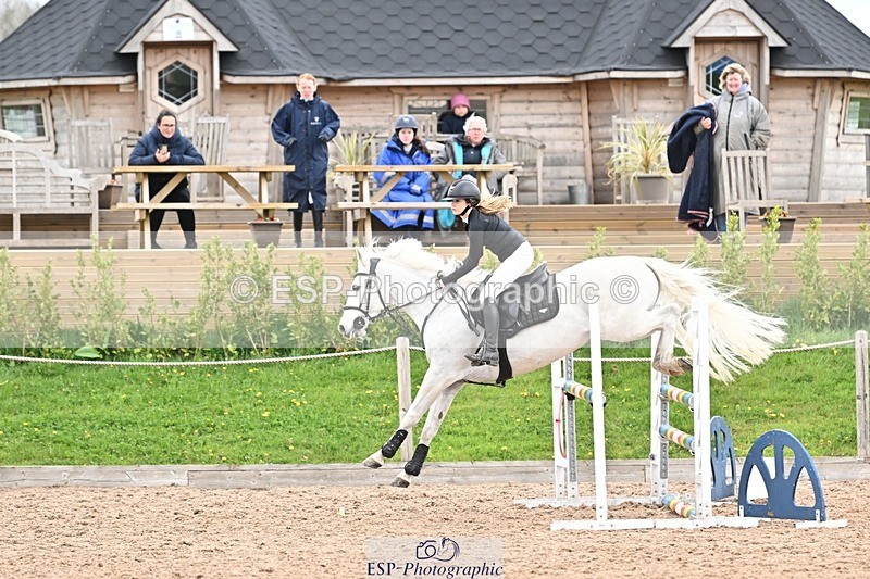 250414-114549-00647 - 1m Round 1