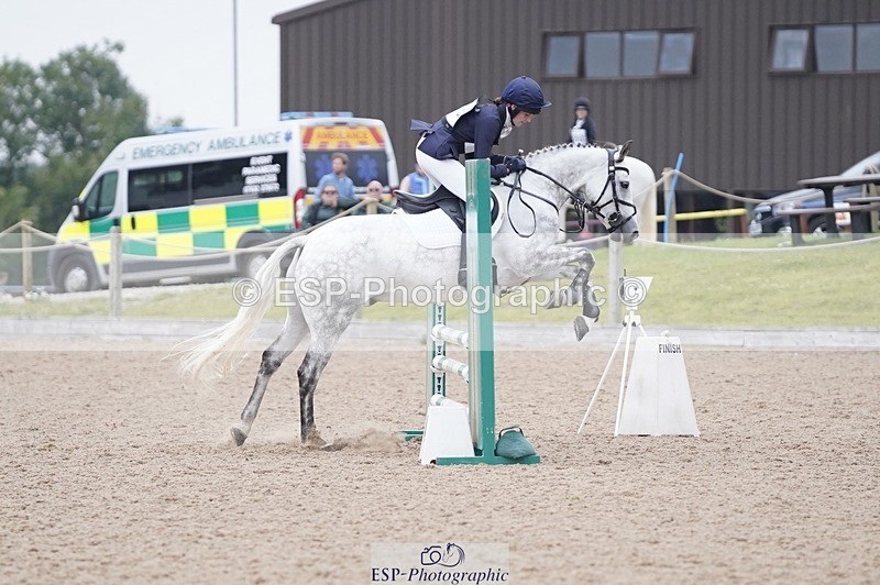 240831A-143448-04159 - 275-Isabella.Hooton-BALLYLEE.SILVER.PRINCE